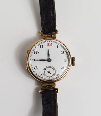 Lot 38 - A 9ct gold 1920s ladies wristwatch, the Arabic...