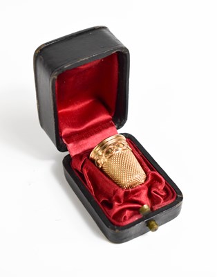 Lot 193 - A 14ct gold thimble, with running guilloche...