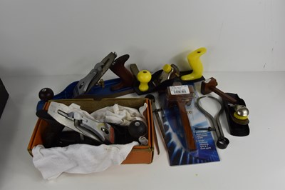 Lot 528 - A group of woodworking tools to include a...