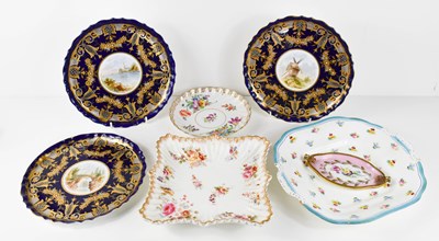 Lot 136 - A Minton cake plate decorated with violas,...