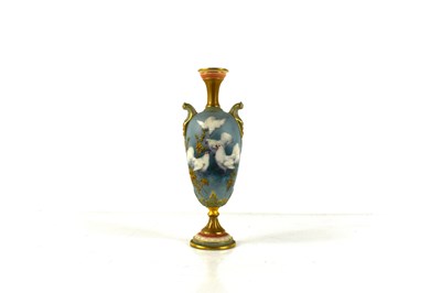 Lot 142 - Charles Baldwyn for Royal Worcester, a small...