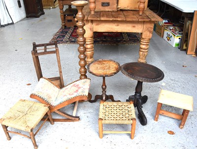 Lot 540 - A group of antique furniture to include a...