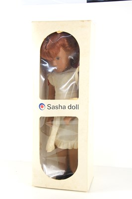 Lot 322 - An original vintage Sasha doll, in the...