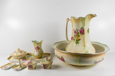 Lot 153 - Collection of vintage ceramics
