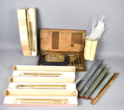 Lot 84 - A group of eleven vintage glass hydrometers...
