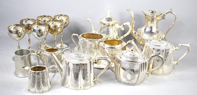 Lot 412 - A group of silver plated items to include tea...